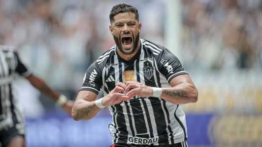 Hulk marcou um dos gols da vitória do Atlético