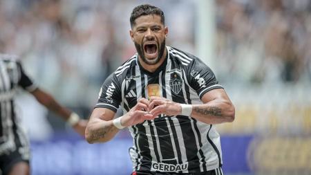 Hulk marcou um dos gols da vitória do Atlético
