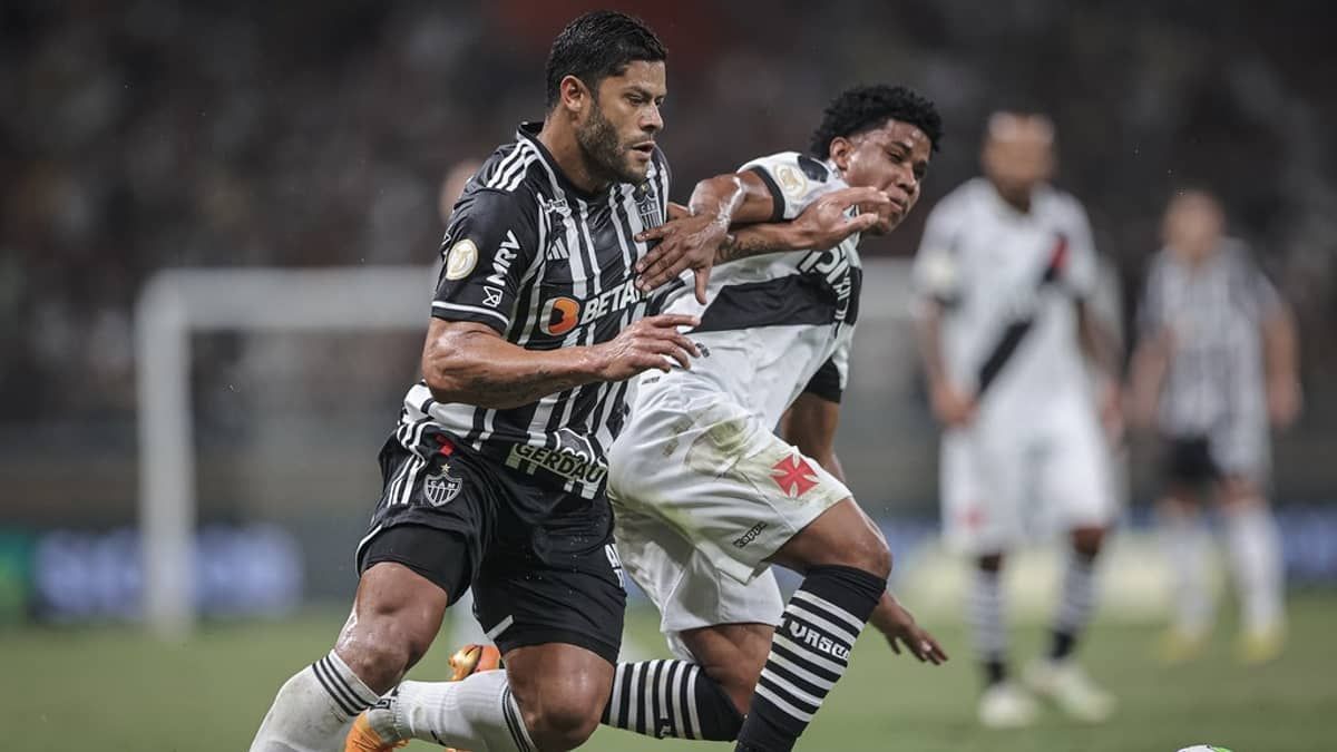 Hulk leva nono cartão amarelo pelo Atlético na temporada 2023