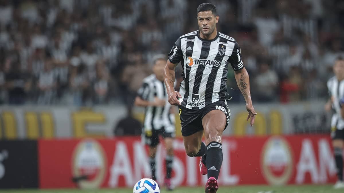 Atlético: Hulk está suspenso para estreia na fase de grupos da Libertadores