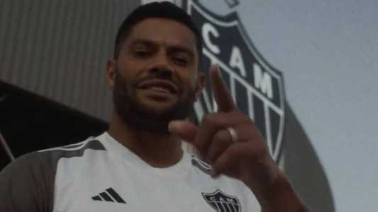 Hulk participou de vídeo promocional da nova camisa branca do Galo