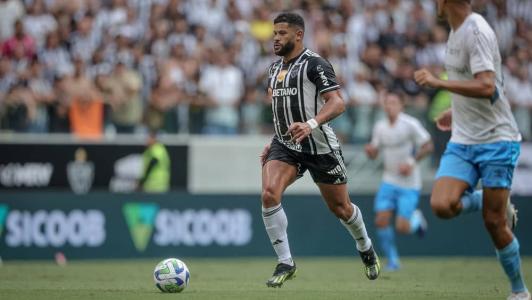Hulk perdeu 4,5kg durante a partida contra o Grêmio