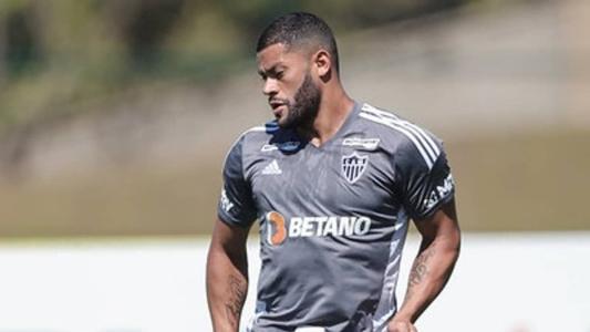 Hulk trabalha para estrar na Arena MRV