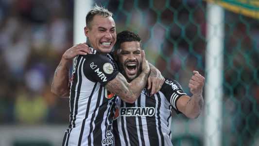 Hulk vibrou muito com gol de pênalti na Arena Cuiabá