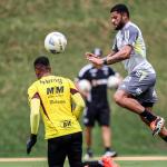 Vídeo: treino do Atlético tem gol de reforço e 'pintura' de Hulk
