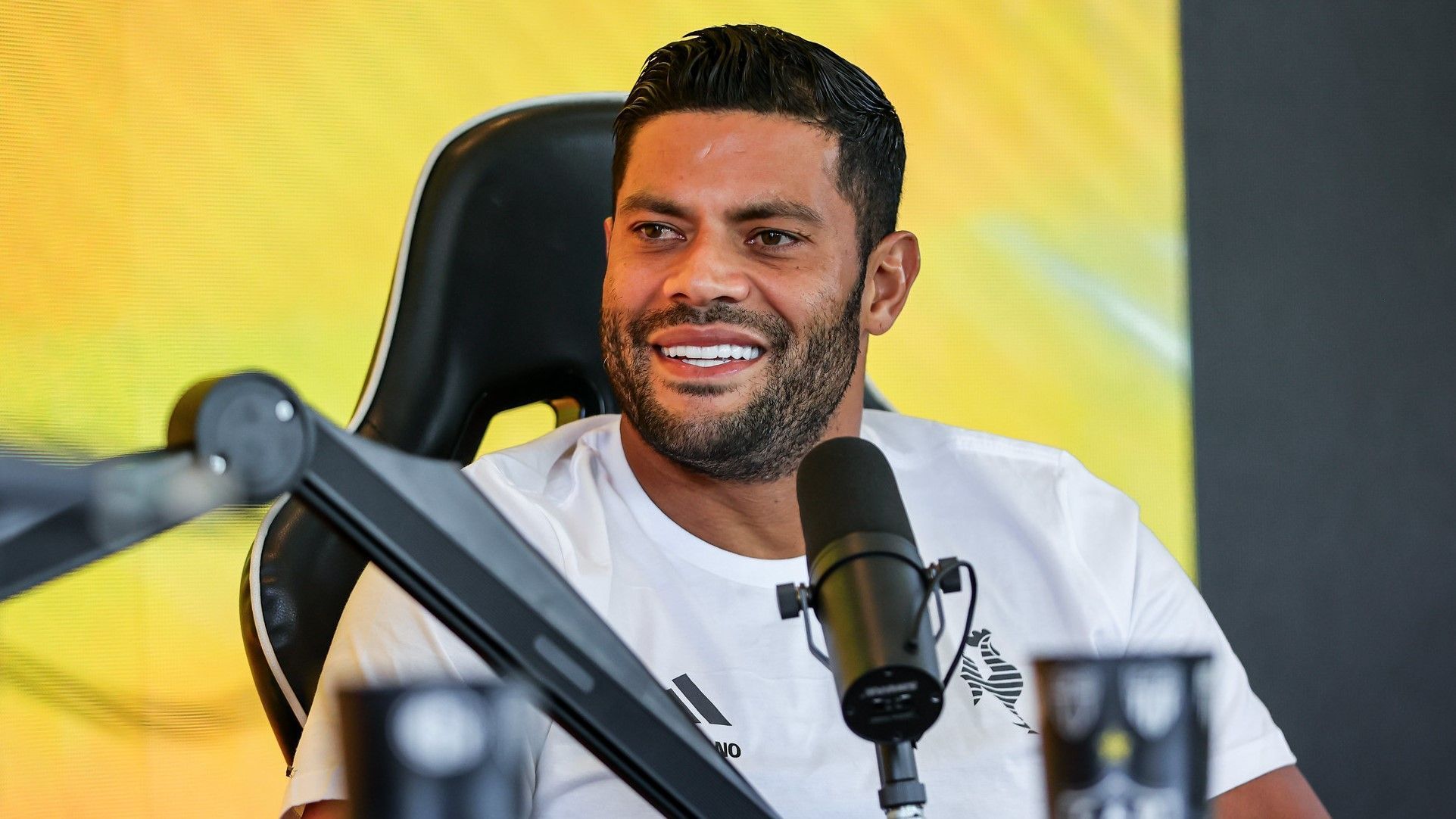 Negociação entre Atlético e Hulk teve diretor do Cruzeiro como peça-chave
