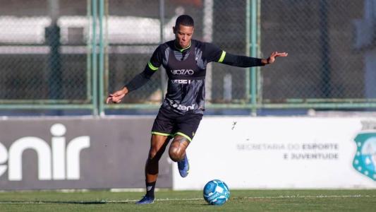 Hygor Cléber deixa o Ceará para jogar no Criciúma