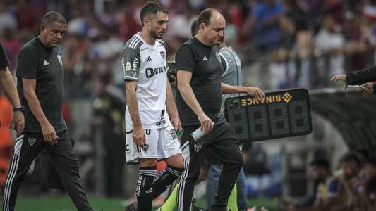 Hyoran foi substituído no primeiro tempo da partida contra o Fortaleza