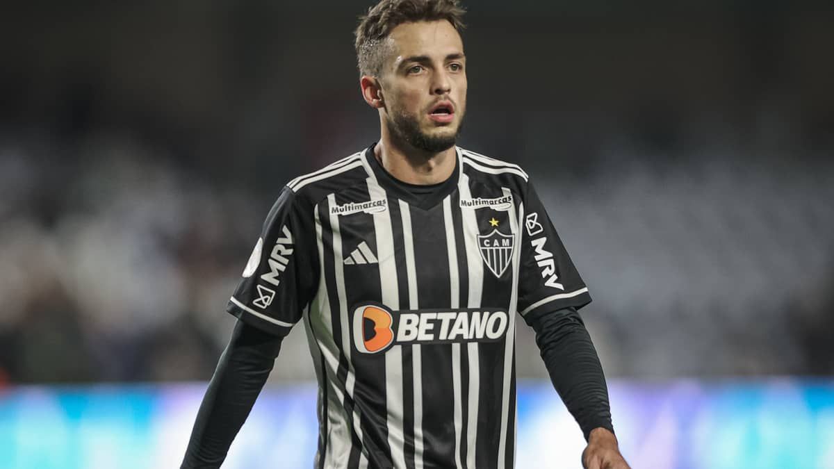 Hyoran rasga elogios a Felipão e resume estilo do treinador: 'Não inventa tanto'