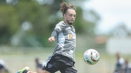 Hyoran treina na Cidade do Galo sob o comando de Eduardo Coudet