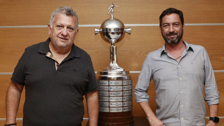 E a Caixa? Corinthians aguarda resposta dois meses após encaminhar quitação da Arena