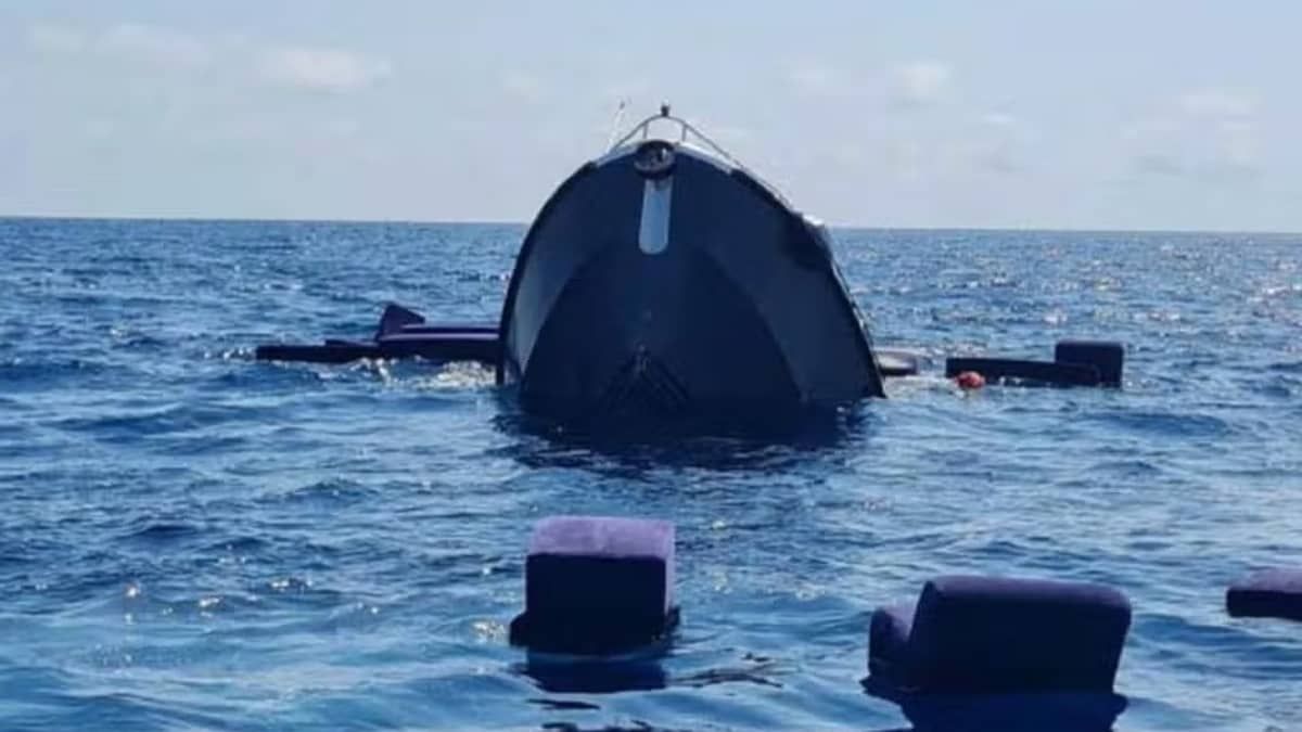 Iate em que princesa Diana foi flagrada dias antes de morrer naufraga no litoral francês