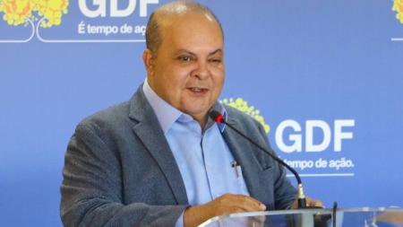 Ibaneis Rocha, governador do DF, foi afastado do cargo por ordem do ministro Alexandre de Moraes