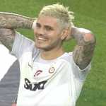 Icardi perde gol 'bizarro' em jogada ensaiada de cobrança de pênalti; assista