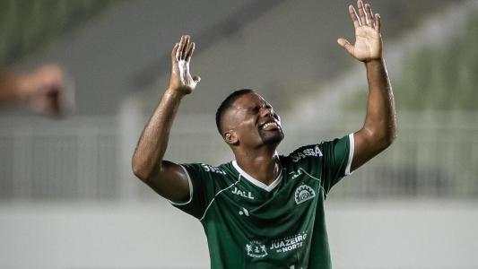 Jogador do Icasa comemora gol em jogo da Série B do Campeonato Cearense