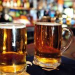 Projeto que retoma cobrança de ICMS sobre cerveja e cigarro começa a tramitar na Assembleia