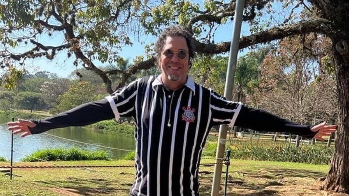 Caso Cuca: Casagrande critica jogadores do Corinthians por abraço em treinador