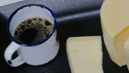 Idoso precisou ser internado após ser alvo de criminoso