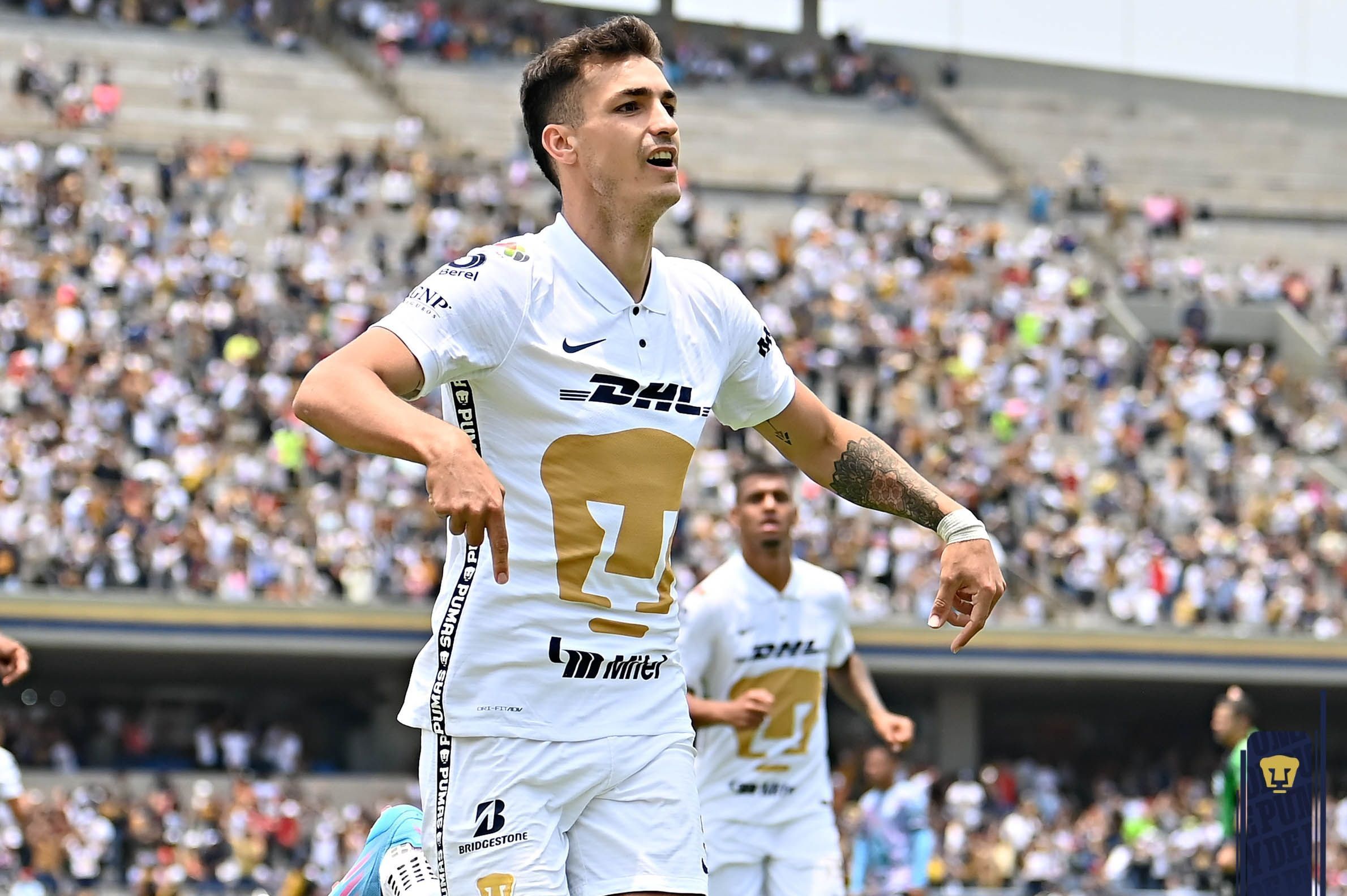 Números da carreira de Dinenno, atacante próximo do Cruzeiro