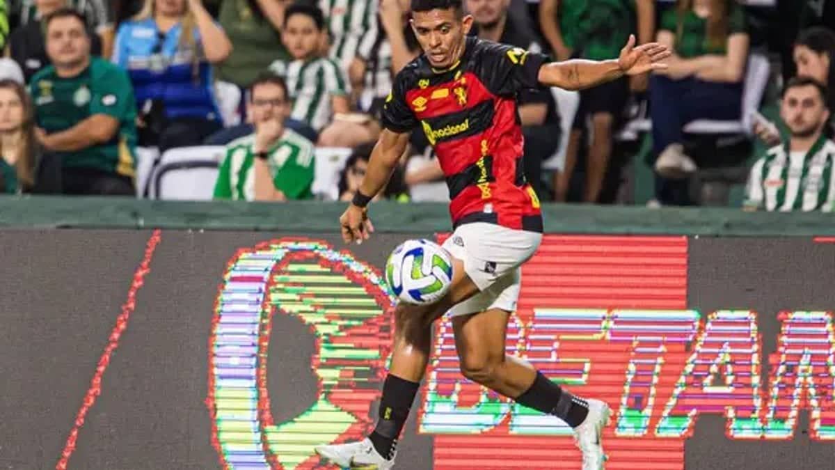 Enderson comenta suspensão de Igor Cariús no Sport: 'Respeitamos a Justiça'