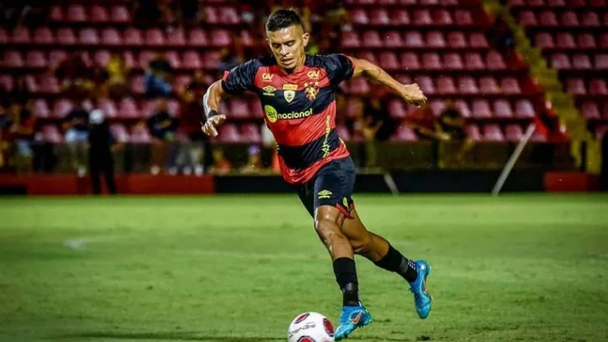 Felipinho ou Cariús: técnico do Sport estimula disputa por titularidade