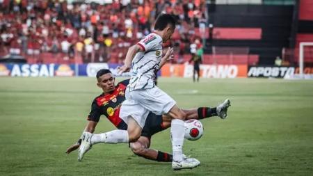 Igor Cariús, lateral-esquerdo do Sport, é suspeito na operação