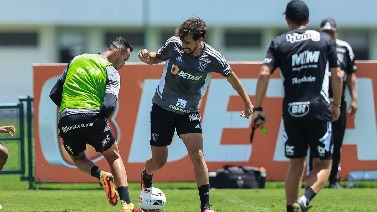 Atlético: Igor Gomes ganha elogio de adversário: 'É uma baita contratação'