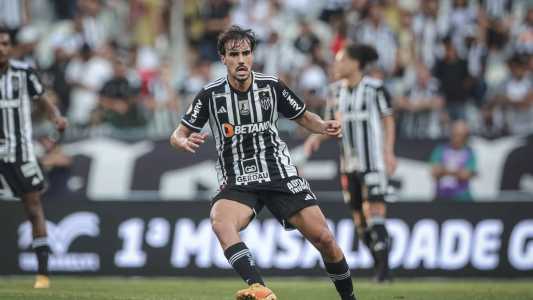 Igor Gomes foi recebido com duras vaias no Morumbi