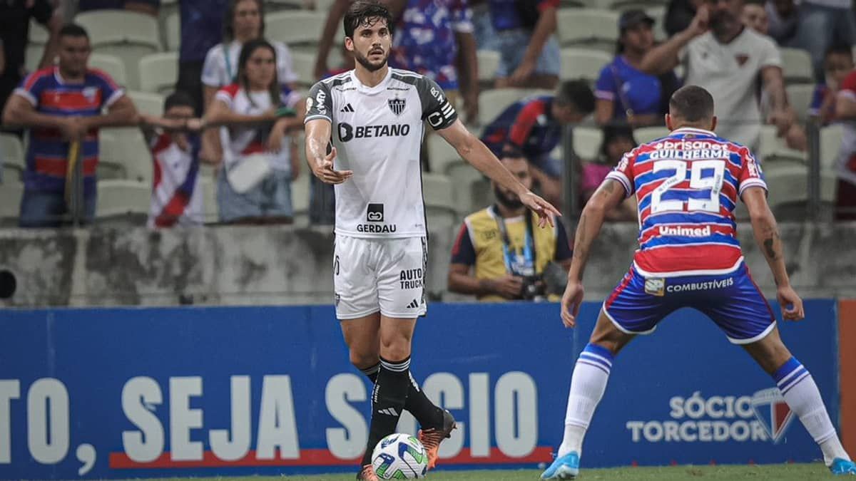Igor Rabello festeja retorno ao Atlético após batalha para se recuperar de lesão