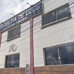 Igreja evangélica em BH pega fogo após frango ser esquecido no forno da cozinha