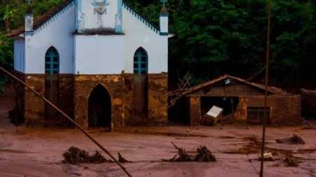 Igreja na comunidade de Gesteira, em Barra Longa