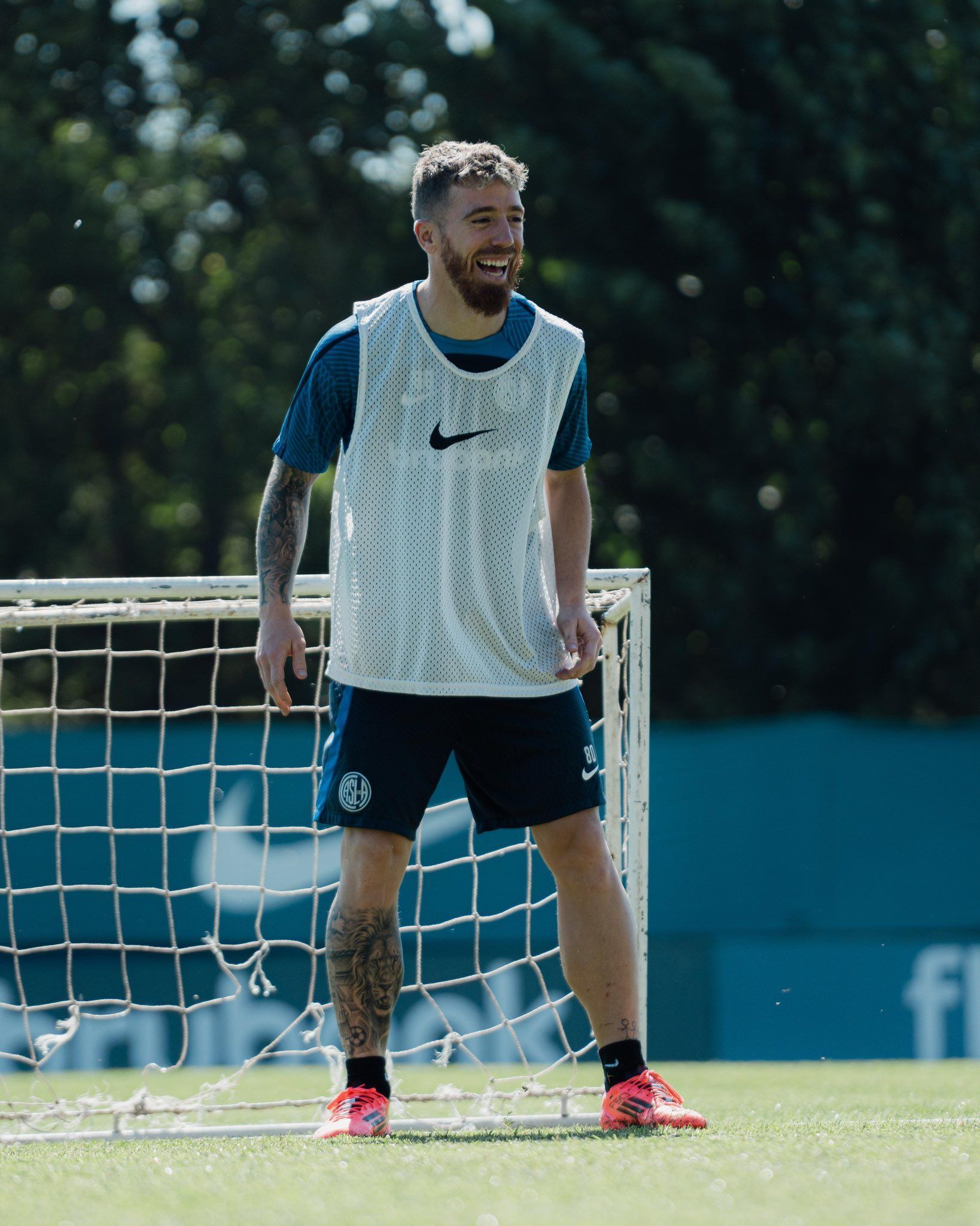 Alvo do Botafogo, Muniain se reapresenta e indica permanência no San Lorenzo