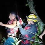 Pai e filho ficam ilhados no Rio Verde em Varginha