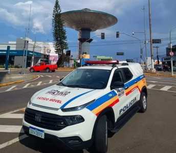 O carro da vítima foi encontrado e uma arma apreendida