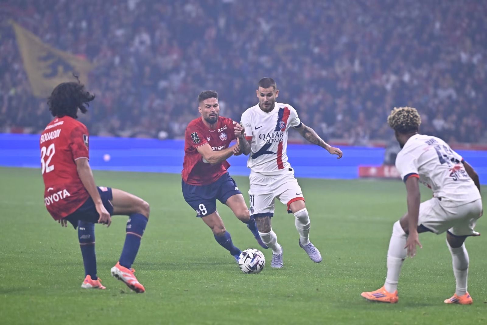 Irmão de Mbappé marca no fim e garante empate do Lille contra o PSG no Francês