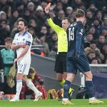 Copenhague supera expulsão e arranca empate com Napoli pela Champions