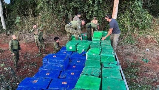 Apreensão de mais de 8 toneladas de maconha ocorreu durante patrulhamento de rotina