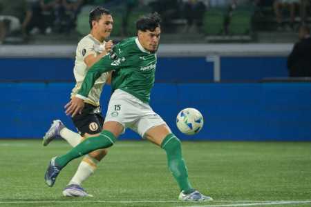 Em vantagem pela vitória no jogo de ida, Palmeiras recebeu o Universitario no Allianz Parque