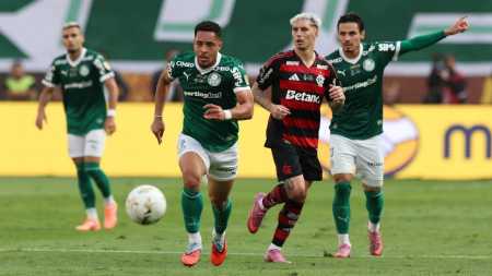 Vitor Roque lamentou derrota do Palmeiras para o Flamengo