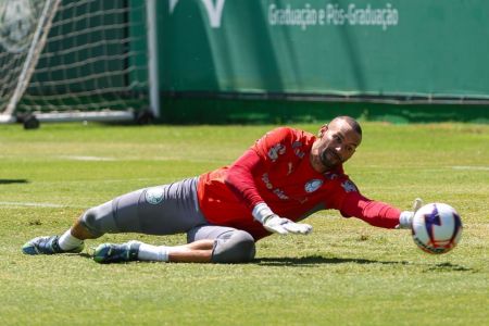 Alinhado com o Grêmio, Weverton deixará o Palmeiras em 2026