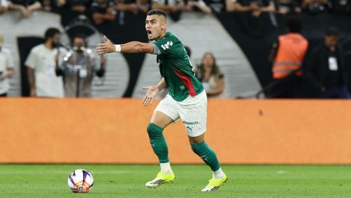 Andreas Pereira se envolveu em polêmica no clássico entre Palmeiras e Corinthians