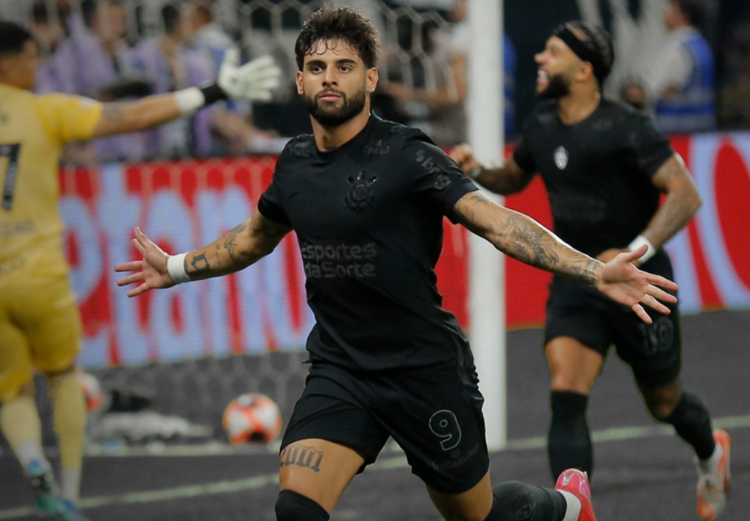Yuri Alberto rasga elogios ao Corinthians após vencer o Santos: 'Subimos a régua'