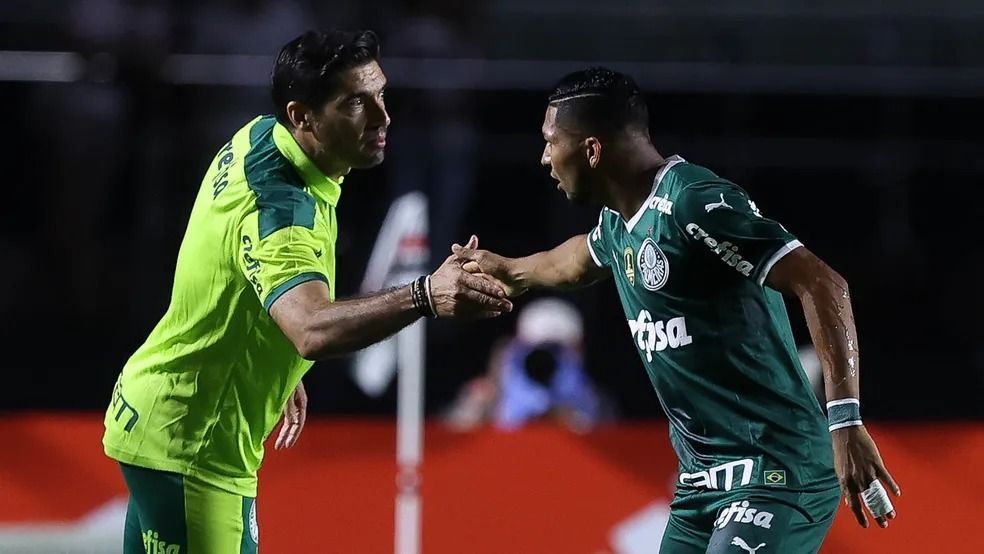 Auxiliar de Abel no Palmeiras revela bastidores da saída de Rony ao Atlético