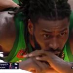 Jogador sofre lesão impressionante durante jogo de basquete na Euroliga; vídeo