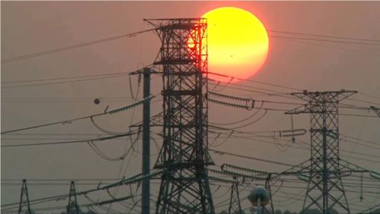 Fumaça de queimadas no Norte deixa sol vermelho no Sul; entenda | CNN Brasil