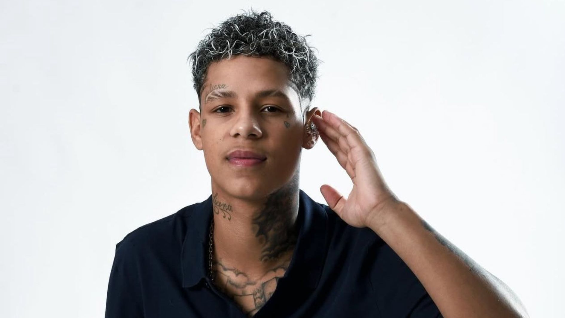Boladin 211, cantor de funk, é preso suspeito de tentar matar a namorada de 16 anos