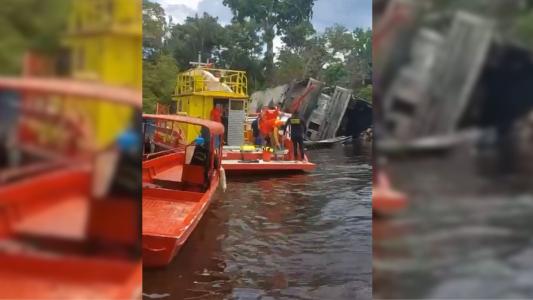 Buscas por desaparecidos após incêndio em embarcação seguem no Amazonas | CNN Brasil