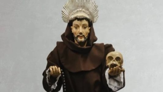Imagem de São Francisco de Assis teria sido esculpida entre os séculos XVIII e XIX