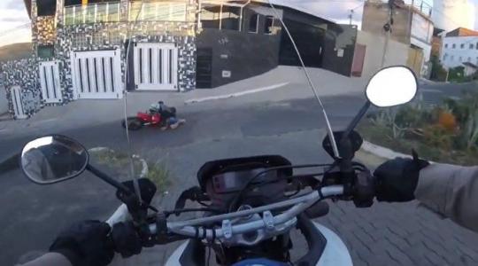 Motociclista se acidenta durante fuga da polícia em Governador Valadares