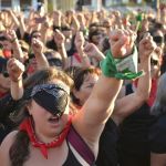 Mulheres protestam contra feminicídio e discriminação  